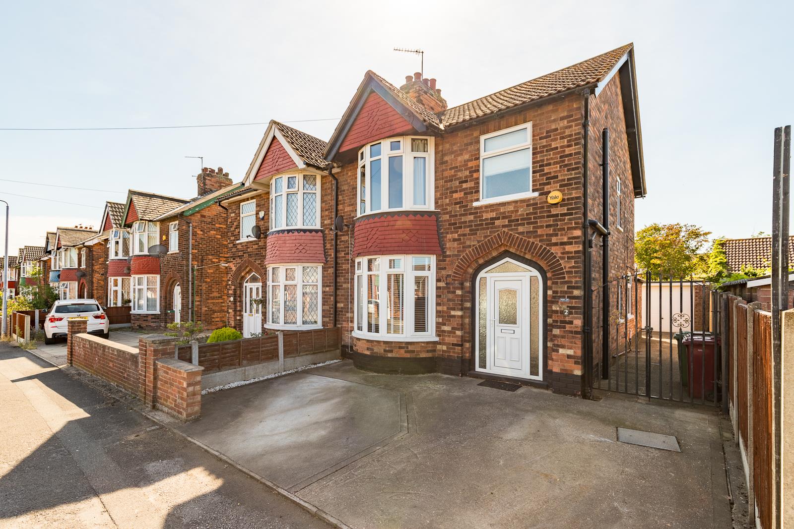 Properties EA Ben Cade